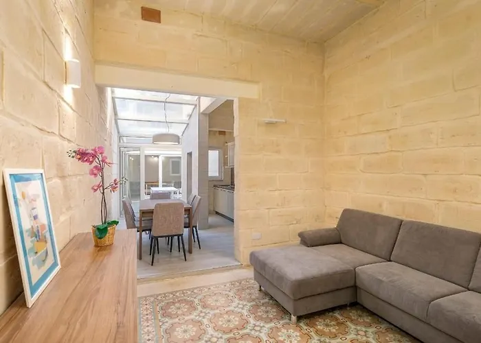 Melita Breeze House 3* סליאמה