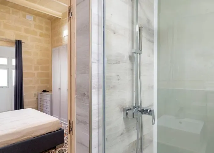 Melita Breeze House בית הארחה סליאמה