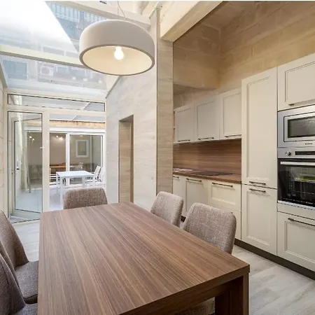 Konukevi Melita Breeze House Sliema